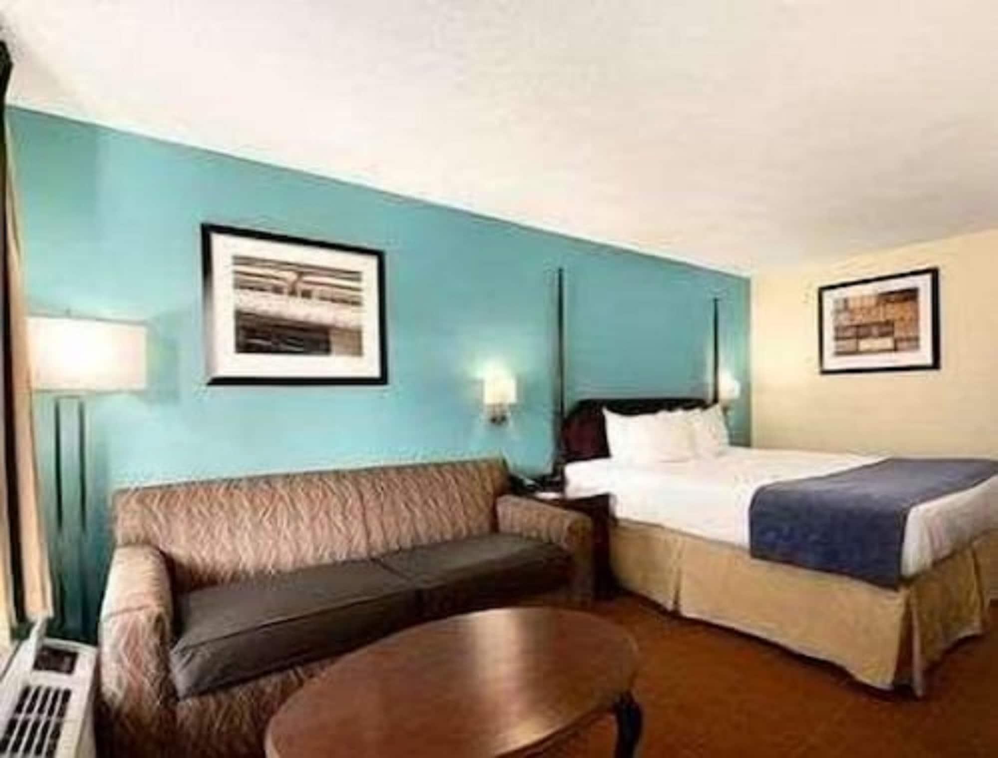Baymont Inn & Suites Флоренс Экстерьер фото