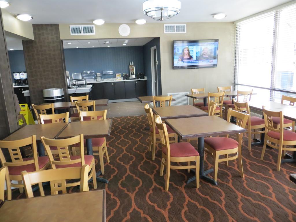 Baymont Inn & Suites Флоренс Экстерьер фото